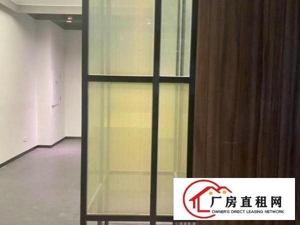  龙东利好中心，业主直租，精装整层厂房，带办公室，23元/平月