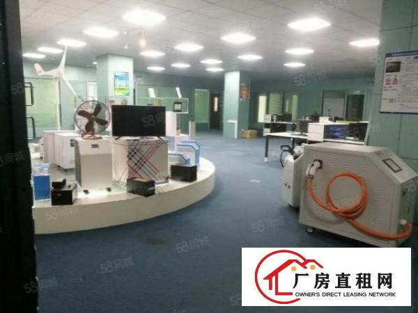  坪山高铁站旁边整层厂房900平现成装修办公室地坪