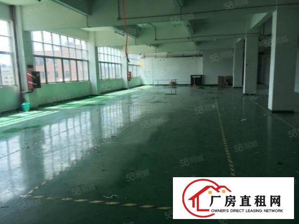  龙岗南联地铁楼上有电梯350平方1200平方厂房招租带装修
