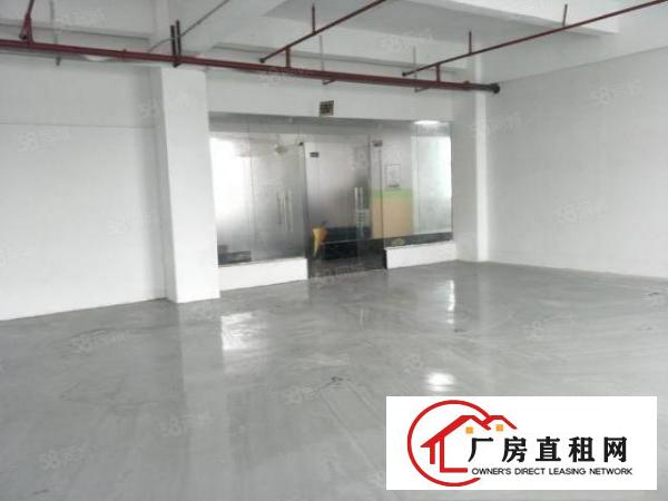  龙东大型产业园业主直招大型货仓车辆进出停车方便
