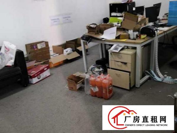  出租龙岗区坂田上需科技城北区8号E栋402转租