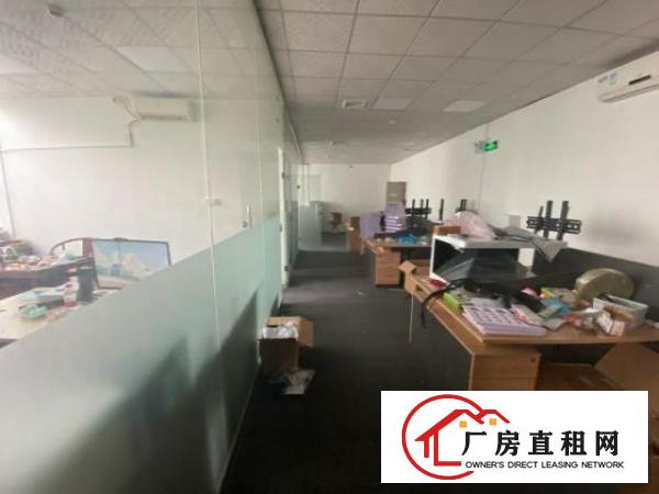  坂田地铁站新出精装修一楼适合物流仓库