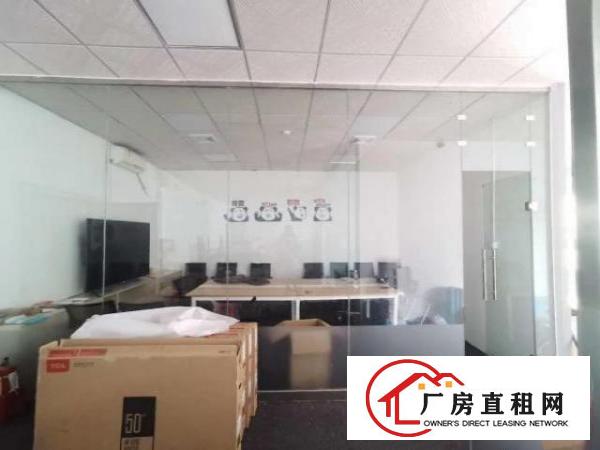 坂田地铁站新出精装修一楼适合物流仓库