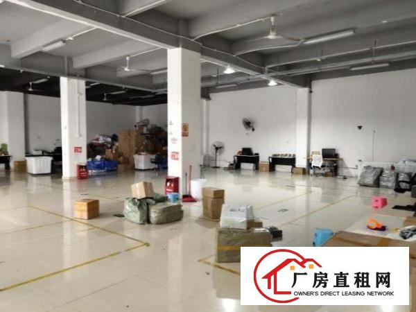  出租龙岗坂田地铁口一楼2000平可做物流