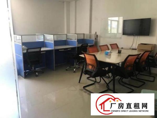  五和地铁口办公室大小面积招租，交通方便，带工作卡位