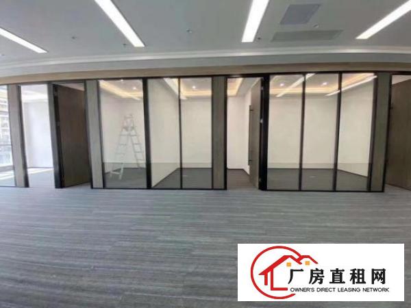  龙岗区坂田街道地铁五号线坂田地铁站