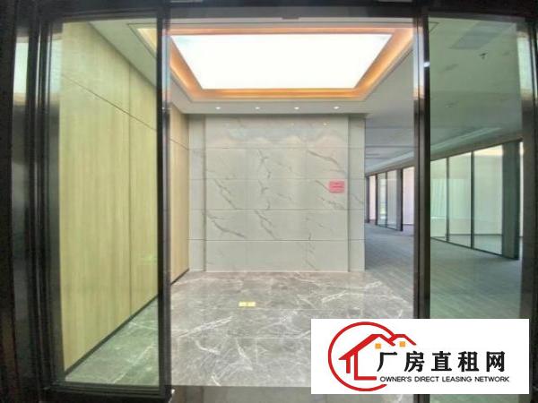  龙岗区坂田街道地铁五号线坂田地铁站