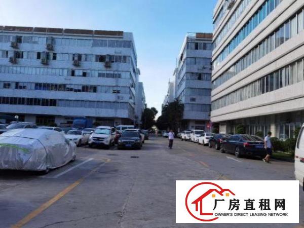  坂田吉华路附近靠进五和地铁站