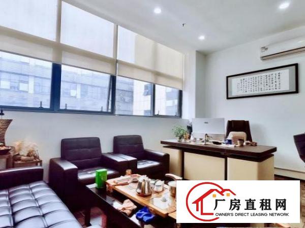  玻璃幕墙外立面，精装修