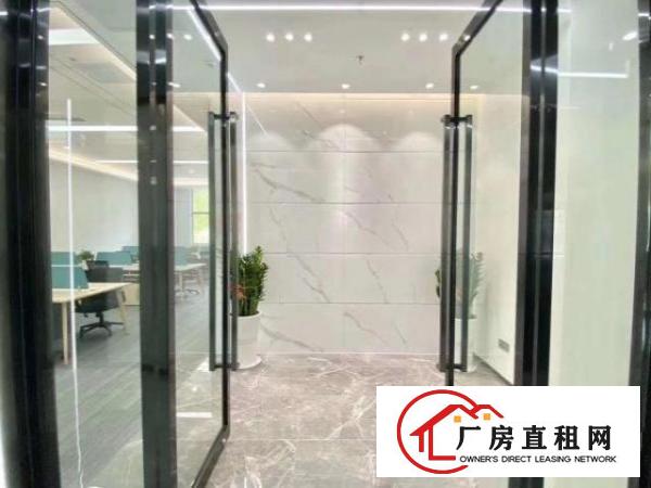  龙岗区坂田街道五和地铁站附近