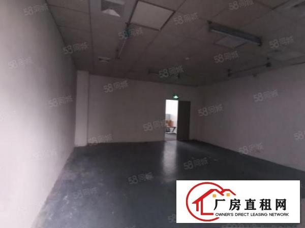  龙岗坂田地铁口附近新出1楼630平精装修厂房出租。