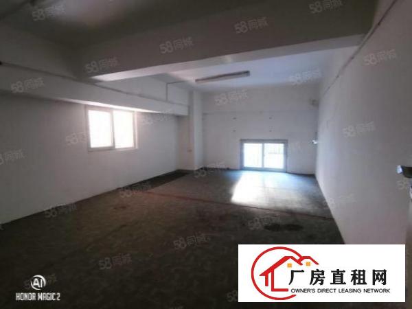  一楼！坂田地铁站旁一楼780平厂房出租，带阁楼水电齐全