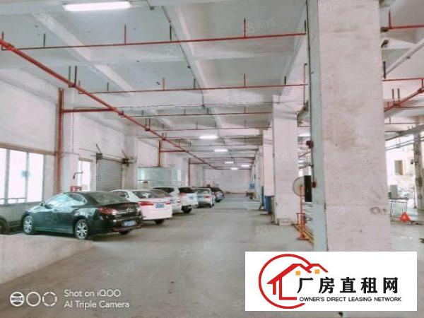  龙岗坂田杨美地铁站附近一楼2400平厂房出租。