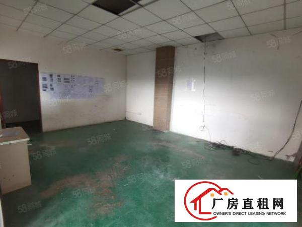  4楼700平米，有消防喷淋，采光好，户型方正