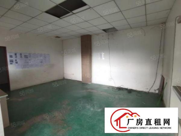  4楼700平米，有消防喷淋，采光好，户型方正