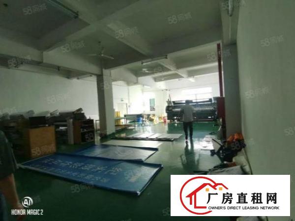  坂田天安云谷旁楼上550平精装修厂房出租，水电齐全