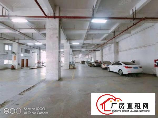  坂田商业汽车4S店一楼2400平方招租，大小可分租