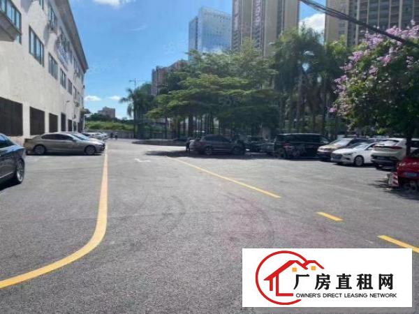  坂田商业汽车4S店一楼2400平方招租，大小可分租