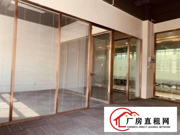  贝尔地铁站，新出125平方，带装修21格局，地铁站500米