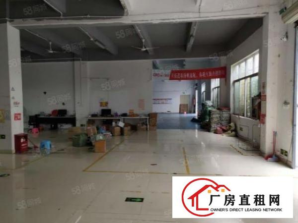  坂田地铁口新出一楼2000平厂房出租