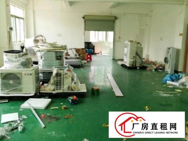  鹅公岭新出290平二楼带水电装修有电梯户型方正