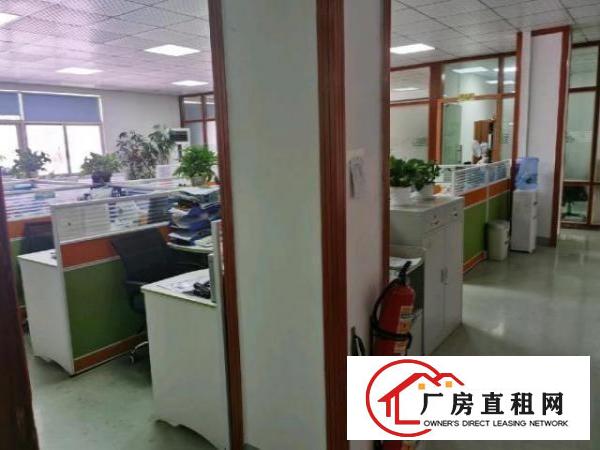  平湖新出带装修厂房2000平，200平起租