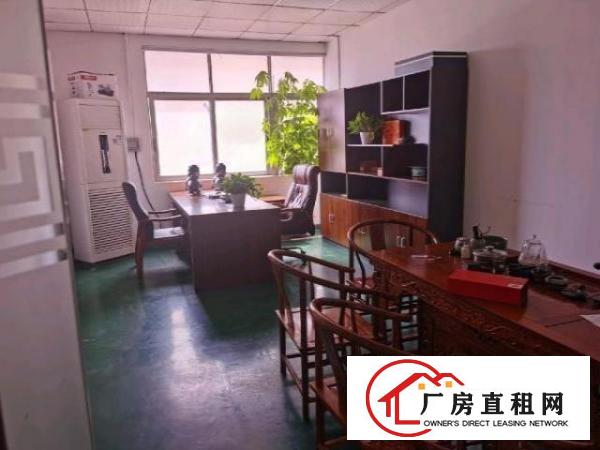  平湖新出带装修厂房2000平，200平起租
