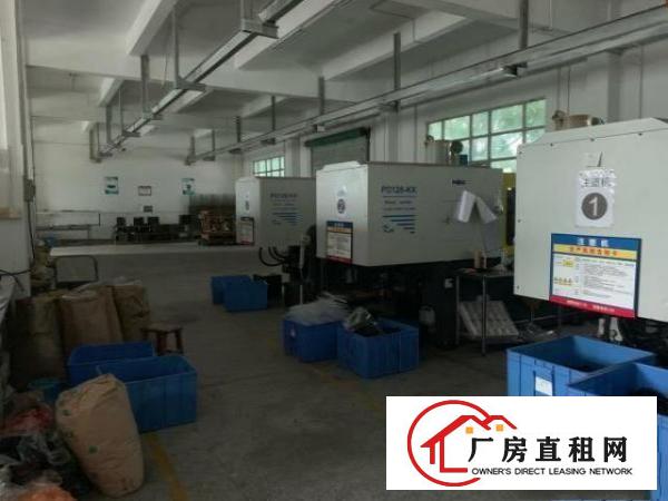  平湖华南城地铁口边上新木工业区新出一楼厂房出租