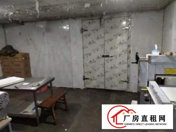  平湖白泥坑大门附近280平，500平方一楼配送厂房出租