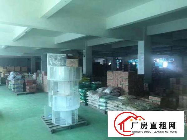  平湖白泥坑大门附近280平，500平方一楼配送厂房出租