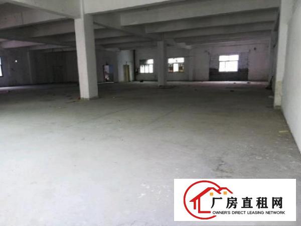  平湖富民工业区厂房二楼整层1600平可分租