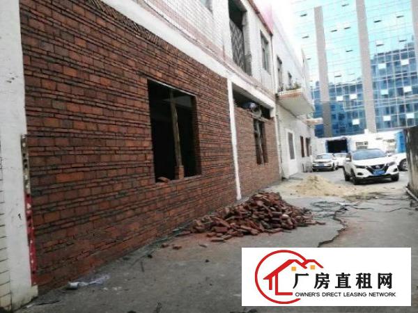  平湖富民工业区厂房二楼整层1600平可分租