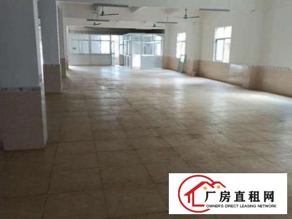  平湖白泥坑大门附近一楼，楼上配送厂房出租，带冷库，150平起
