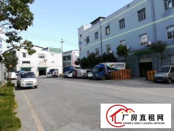  平湖海吉星附近厂房三楼1550平大小分租