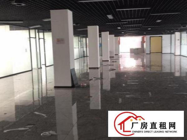  平湖辅城坳工业园区厂房出租5000，可分租
