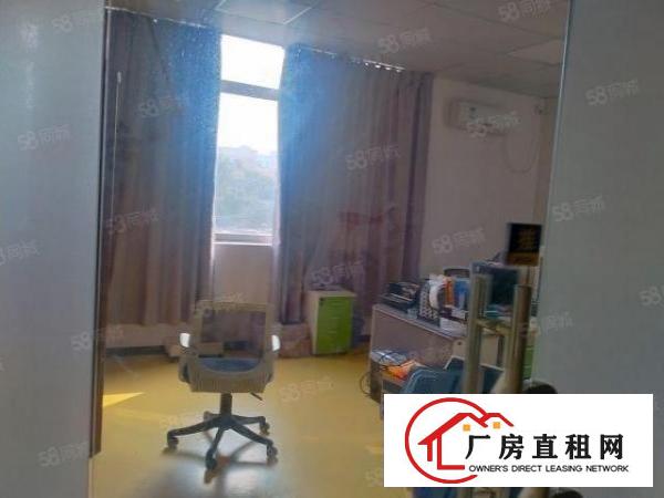  辅城坳工业区带现成装修厂房出租