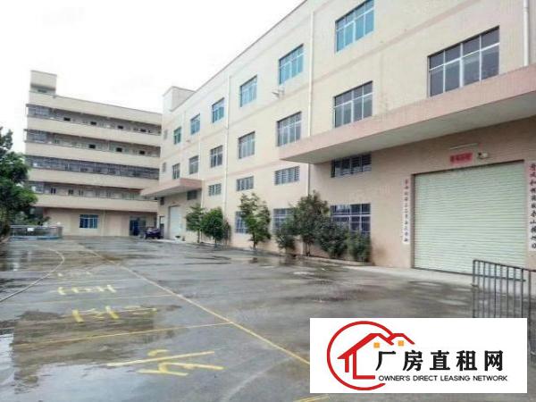 平湖华南城地铁口二楼700平方带装修厂房出租