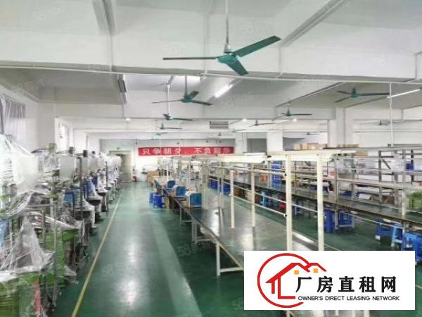  平湖华南城边上厂房招租一楼层高5.5米，带行车现成办公室