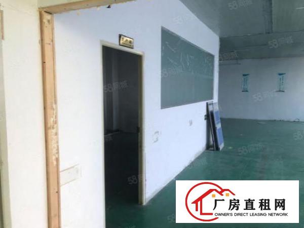  平湖富民工业区楼上现成装修300平米厂房招租