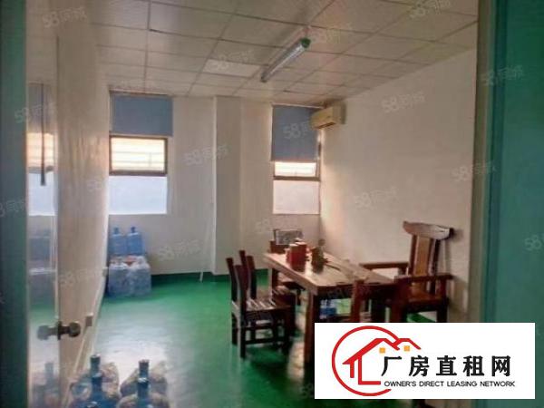  平湖清平高速出口一公里，二楼800平无尘车间厂房出租