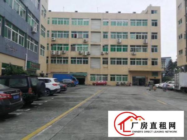  平湖华南城地铁口二楼500平方带装修厂房出租