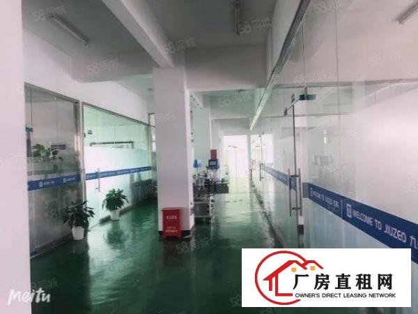  华南城附，820平方现成水电办公室装修厂房出租