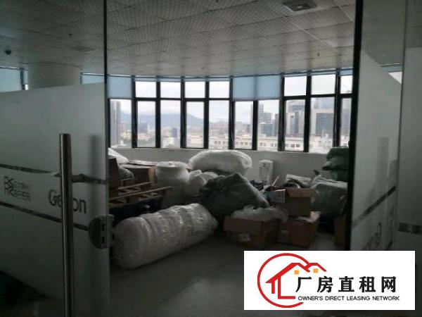  光线，适合办公，整层分租，其他设施可以共享