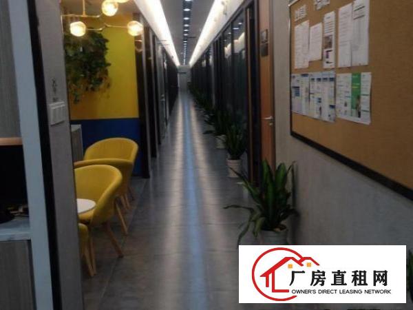  龙岗布吉3人办公室特价仅1380起，可出红本地址，无中介直租