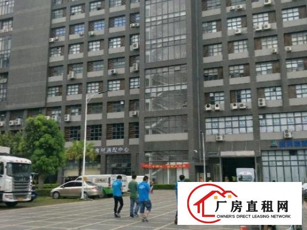  龙岗布吉大工业区新出楼上2200平厂房出租，大小可分
