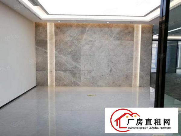  停车位充足，可申请创业补贴，20至100平，高大上价格还实在