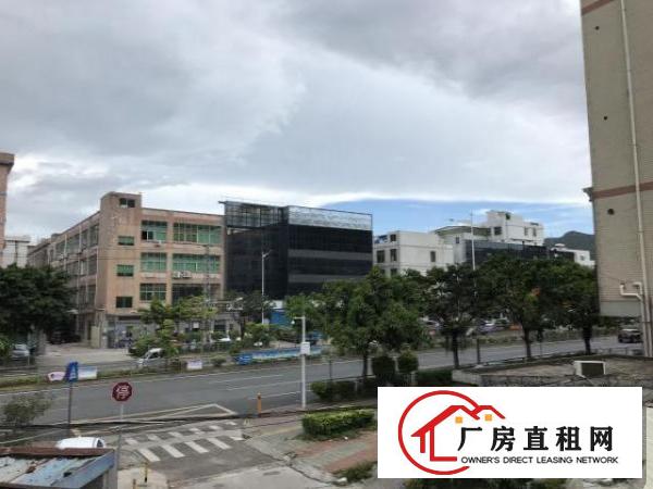  横岗沙荷路二楼眼镜厂带装修1200平厂房出租带办公室卫生间