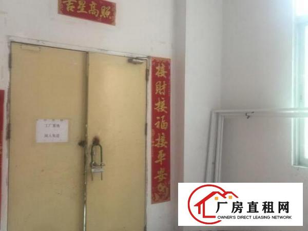  干净开阔厂房，无需转让费可全不转租了可合租
