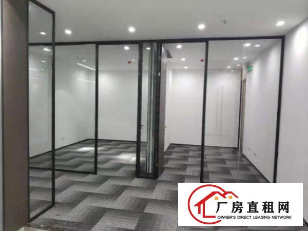  横岗荷坳地铁站出口电商创业园招租