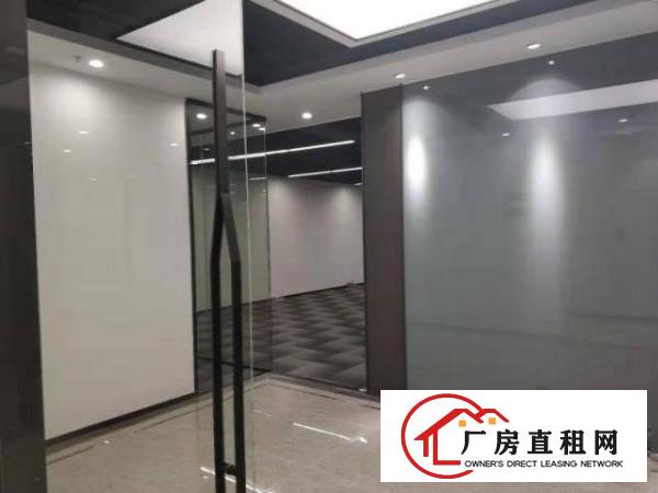  横岗荷坳地铁站出口电商创业园招租